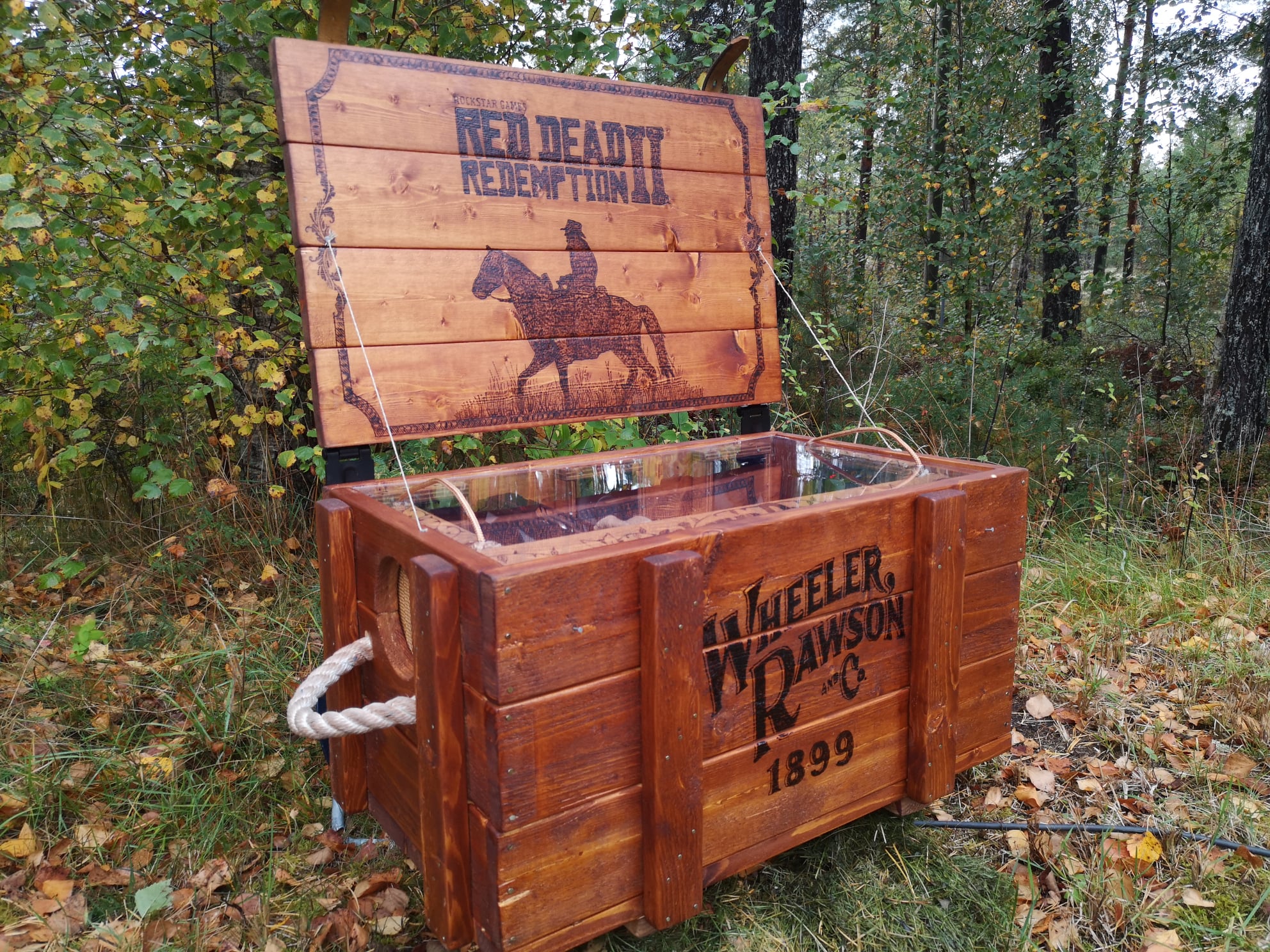 Fan Art: Custom Red Dead Redemption 2 PC Crate by PiXelit